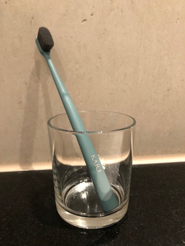 KATO Zahnbürste - Eine der besten Handzahnbürsten aus unsere Sicht