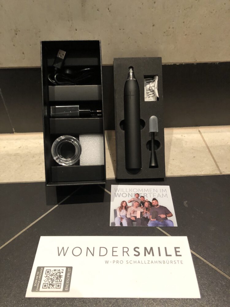 Zahnheld elektrische Zahnbürste - Verpackungsinhalt Wondersmile Schallzahnbürste - Box Inhalt