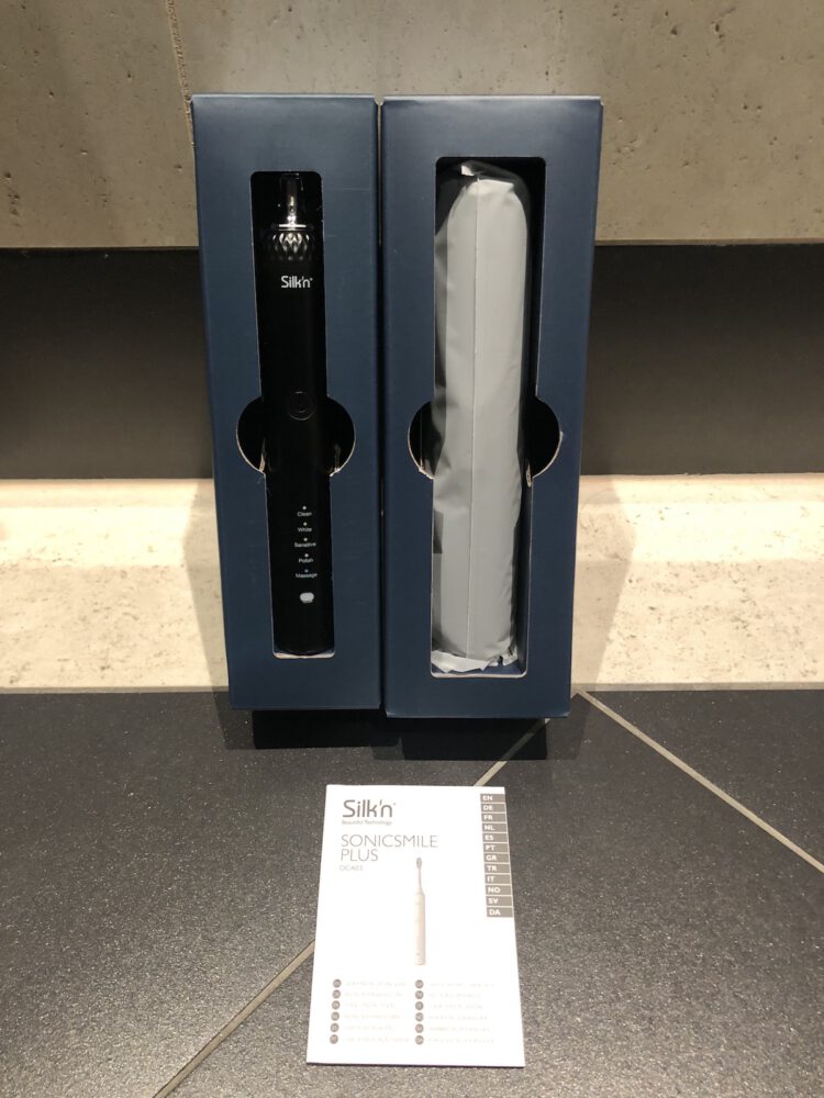 Zahnheld elektrische Zahnbürste - Verpackungsinhalt Silkn SonicSmile Plus Schallzahnbürste - Verpackungsinhalt