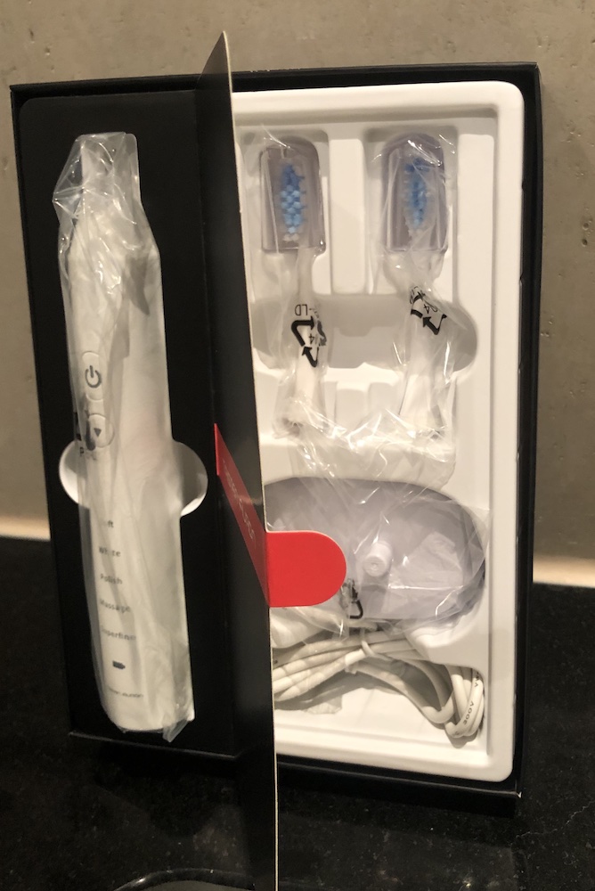 Tristan Auron elektrische Zahnbürste - Verpackungsinhalt
